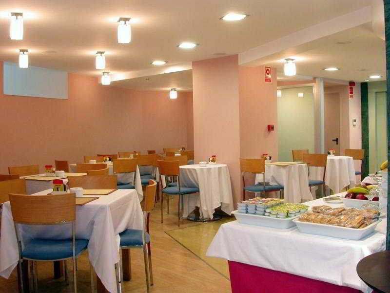 Hotel Exe Puerta San Pedro Lugo Restaurant foto