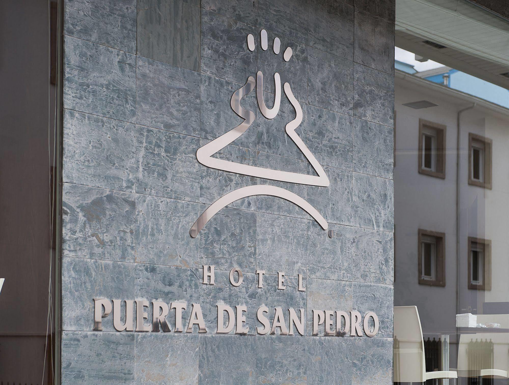 Hotel Exe Puerta San Pedro Lugo Exterior foto